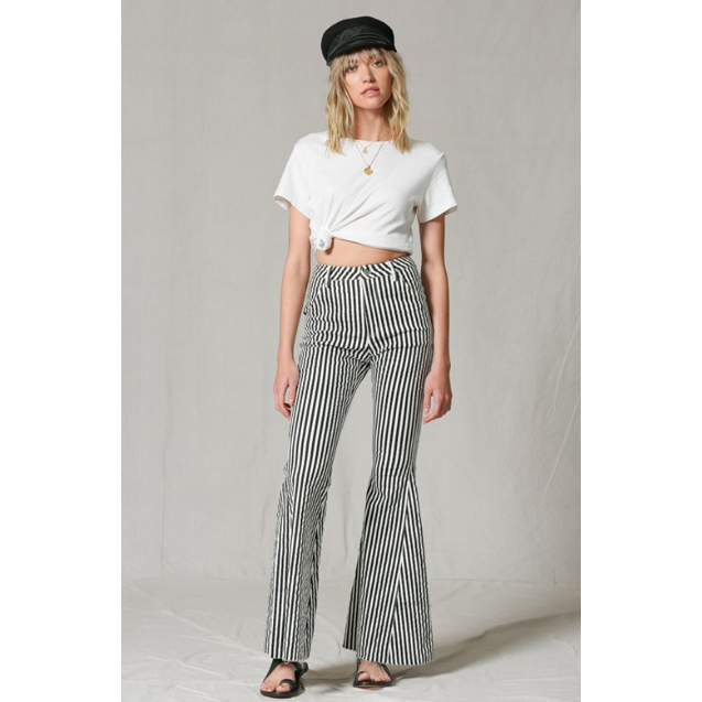 10 Pairs of '90s-Inspired Flare Pants