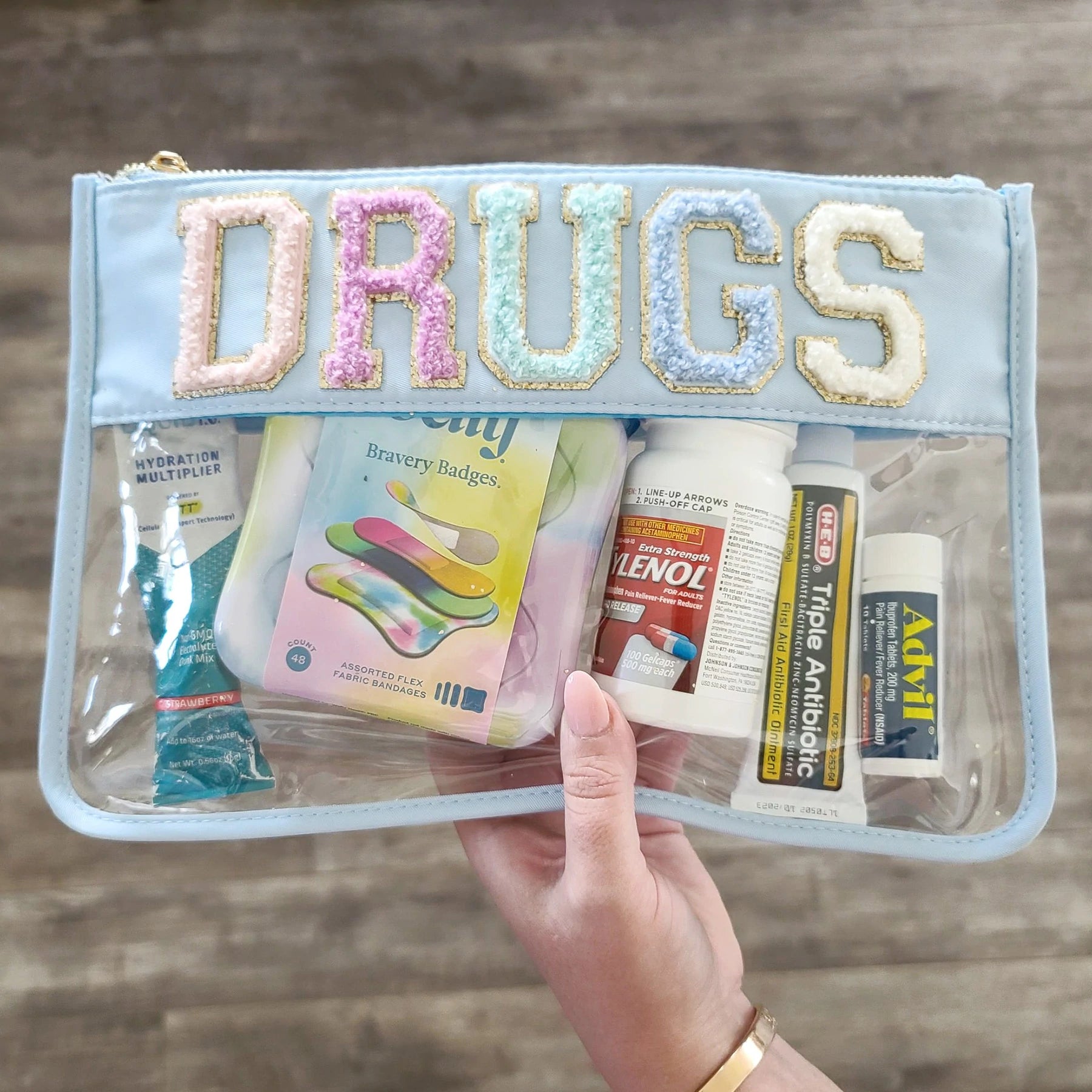 Clear Bags Don't Have to Be Ugly! These NFR Approved Purses Rock! | Nfr  fashion, Clear bags, Nfr outfits